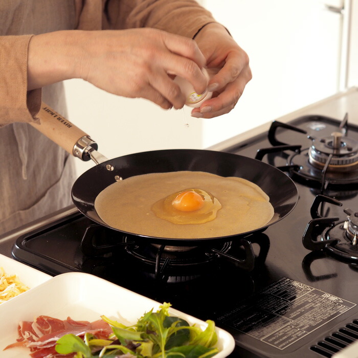 リバーライト　極　JAPAN　クレープパン　26cm　IH対応　/　RIVER　LIGHT