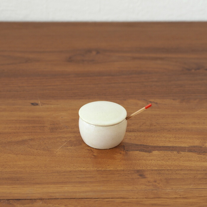長十郎窯　薬味入れ（竹さじ付）　白釉