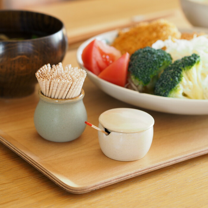 長十郎窯　薬味入れ（竹さじ付）　白釉