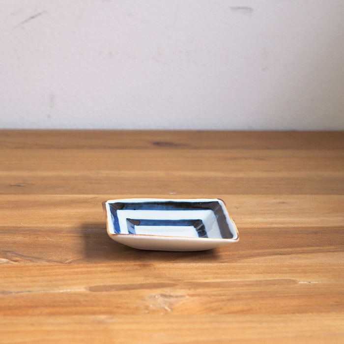 副千製陶所　濃線紋　角豆皿