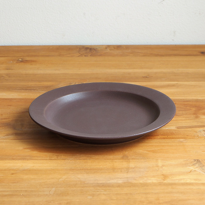 【プロキッチン別注】SAKUZAN　Sara　プレート　20cm　7”　チョコレートブラウン