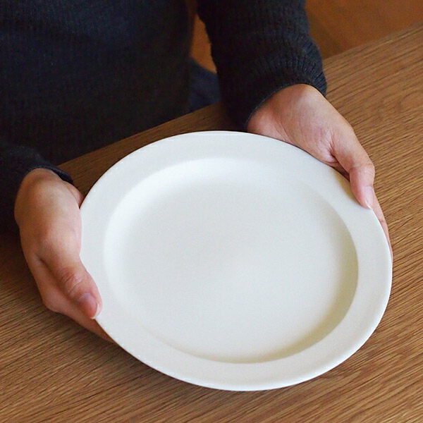 SAKUZAN　Sara　プレート　20cm　7”　クリーム