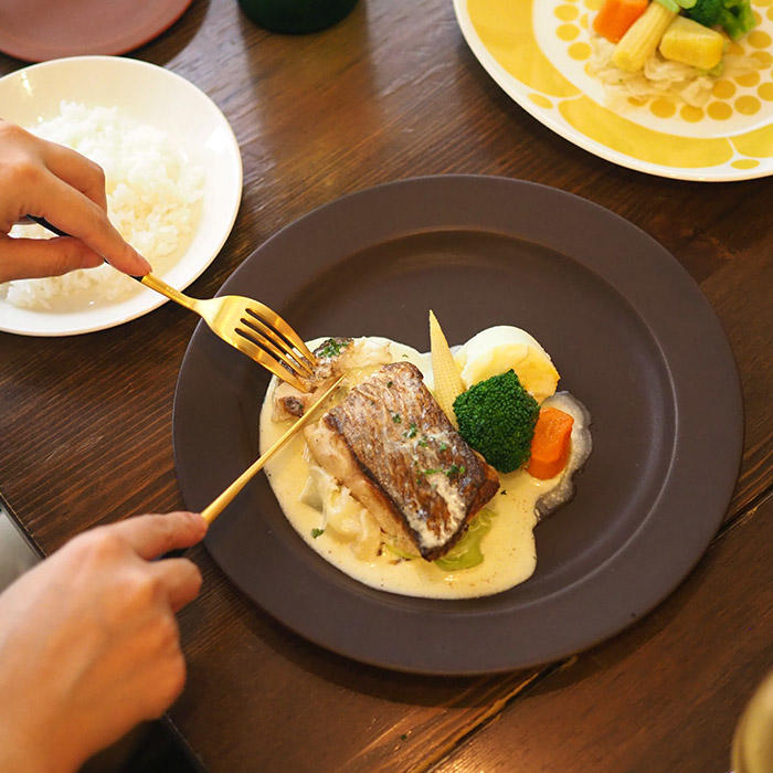 【プロキッチン別注】SAKUZAN　Sara　プレート　26cm　10”　チョコレートブラウン　※