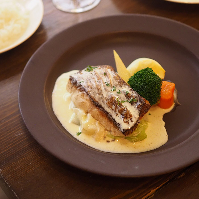 【プロキッチン別注】SAKUZAN　Sara　プレート　26cm　10”　チョコレートブラウン　※