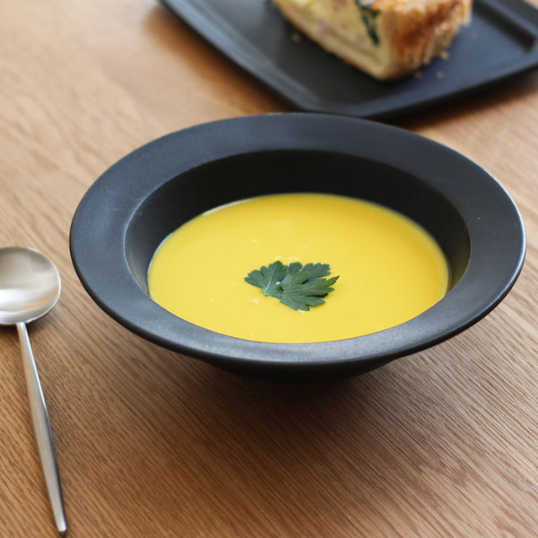 SAKUZAN　Sara　ボウル　17.5cm　7”　ブラック