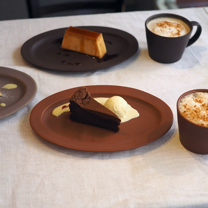 【プロキッチン別注】SAKUZAN　Sara　オーバル　M　キャラメルブラウン　※