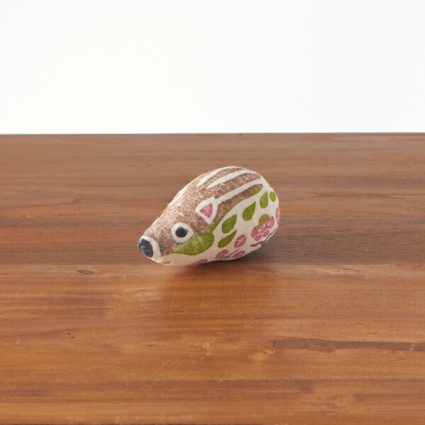 真工藝　木版手染めぬいぐるみ　干支シリーズ・仔　亥　いのしし