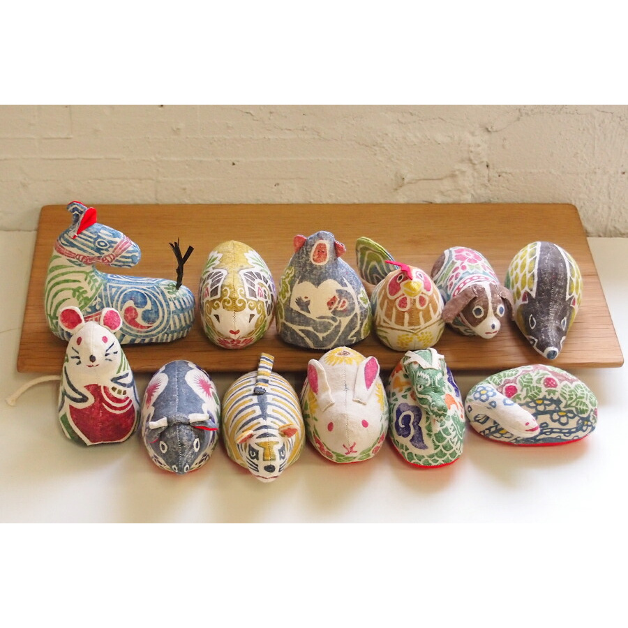 真工藝　木版手染めぬいぐるみ　干支シリーズ・親　亥　いのしし