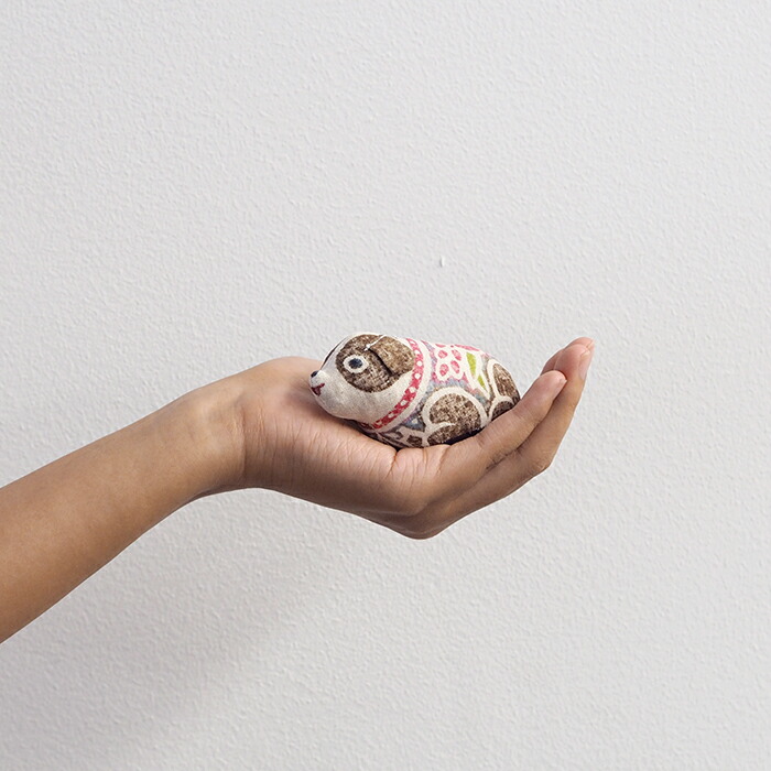 真工藝　木版手染めぬいぐるみ　干支シリーズ・仔　戌　いぬ