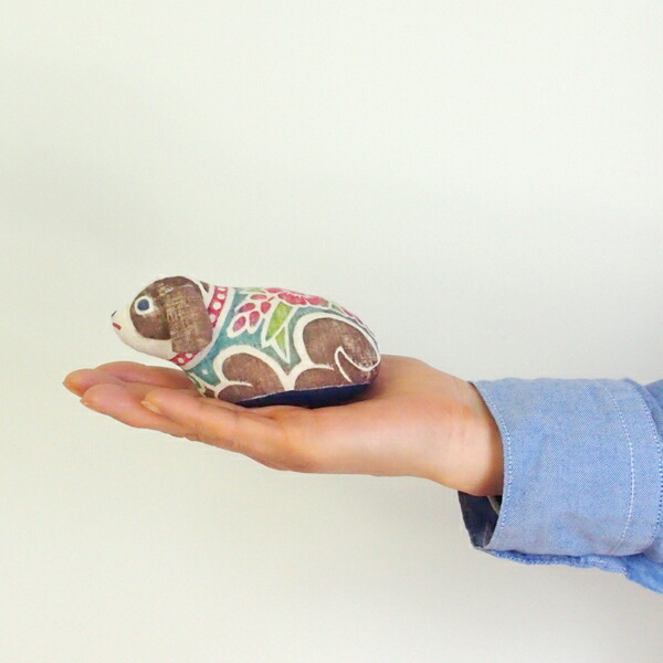 真工藝　木版手染めぬいぐるみ　干支シリーズ・親　戌　いぬ