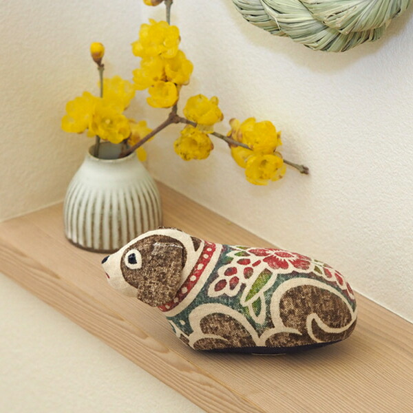 真工藝　木版手染めぬいぐるみ　干支シリーズ・親　戌　いぬ