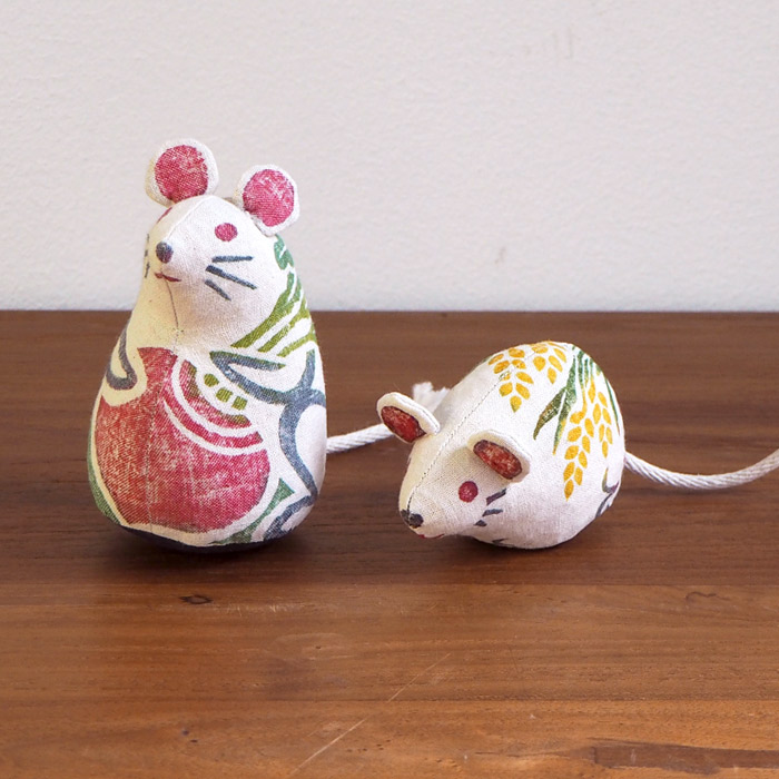 ■真工藝　木版手染めぬいぐるみ　干支シリーズ・親子セット　子　ねずみ