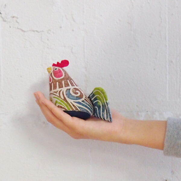 真工藝　木版手染めぬいぐるみ　干支シリーズ・親　酉　とり