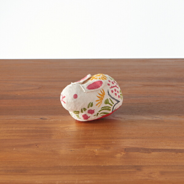 真工藝　木版手染めぬいぐるみ　干支シリーズ・仔　卯　うさぎ