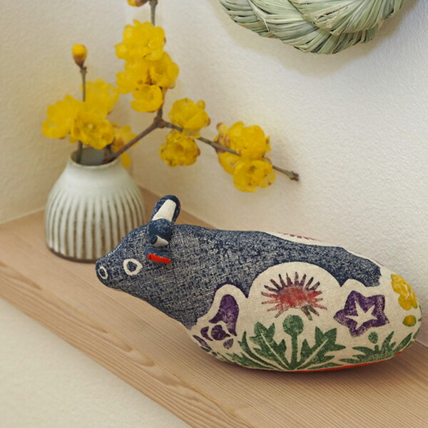 真工藝　木版手染めぬいぐるみ　干支シリーズ・親　丑　うし