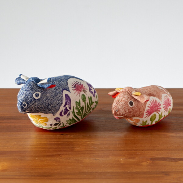 ■真工藝　木版手染めぬいぐるみ　干支シリーズ・親子セット　丑　うし