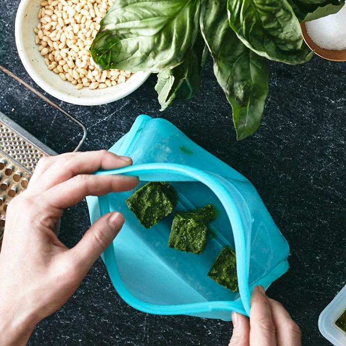 スタッシャー　シリコーンバッグ　スタンドアップ　ミディアム　アクア　/　stasher