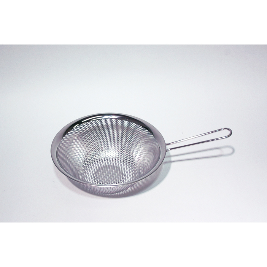 柳宗理　手付きパンチングストレーナー　19cm　/　Sori　Yanagi