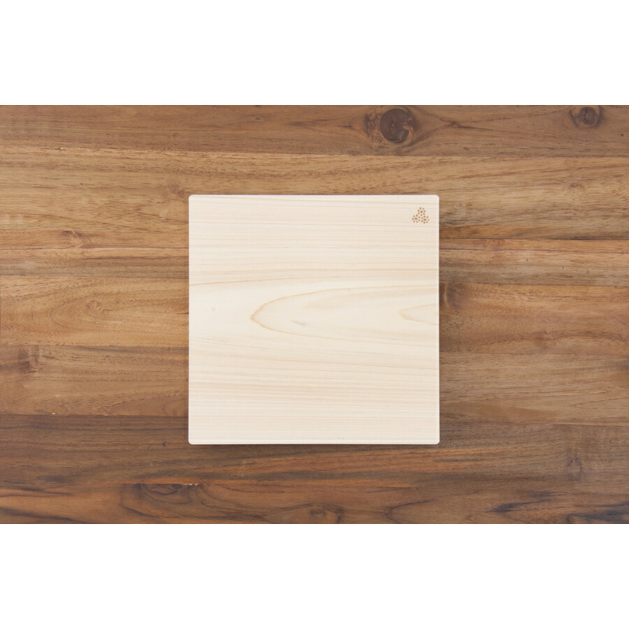 【4月より値上げ】土佐龍　四万十ひのき　一枚板まな板　24×24　オリジナル焼印　/　TOSARYU