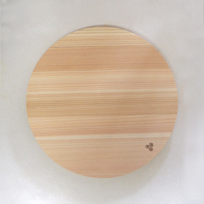 【4月より値上げ】【プロキッチンオリジナル】四万十ひのき　まるいまな板　30cm（1.5cm厚）　/　PROKITCHEN
