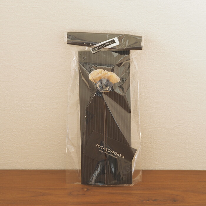 木のお花　かなばフラワー　ミニバラ　季節の小花三輪　/　土佐草木花