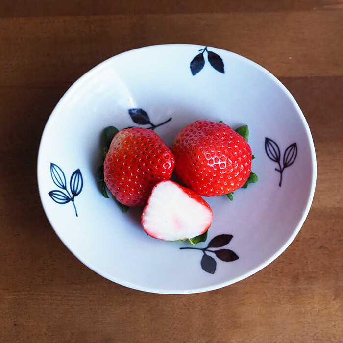 徳永遊心窯　黒呉須　舞葉　楕円浅鉢