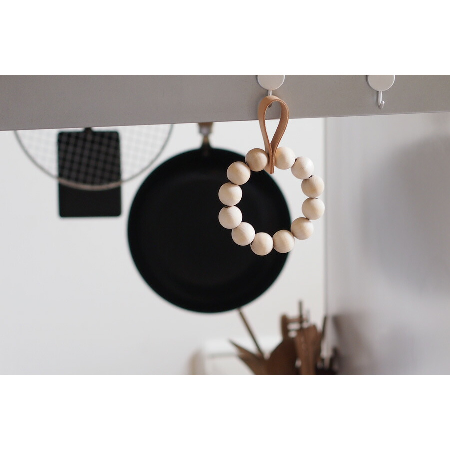 【取扱終了1104】ヴェルソデザイン　KRANSSI　Wreaths　鍋敷き　12.5cm　レザー　/　versoDESIGN