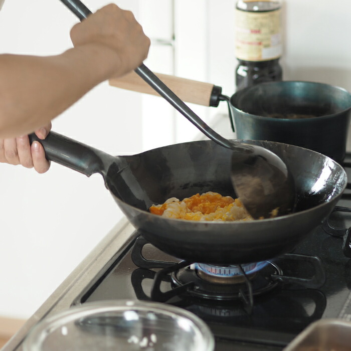 【公式】山田工業所　鉄打出片手中華鍋　（1.2mm）　27cm　空焚き済み・平底