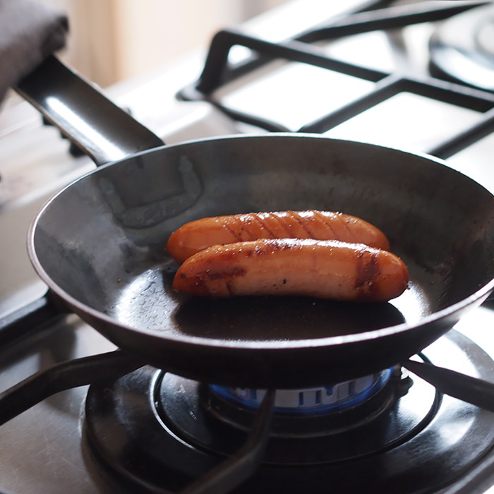 【いろはに千鳥でご紹介！】【公式】【プロキッチンオリジナル】山田工業所　鉄打出　ちょこっとフライパン　16cm（2.3mm）　/　PROKITCHEN