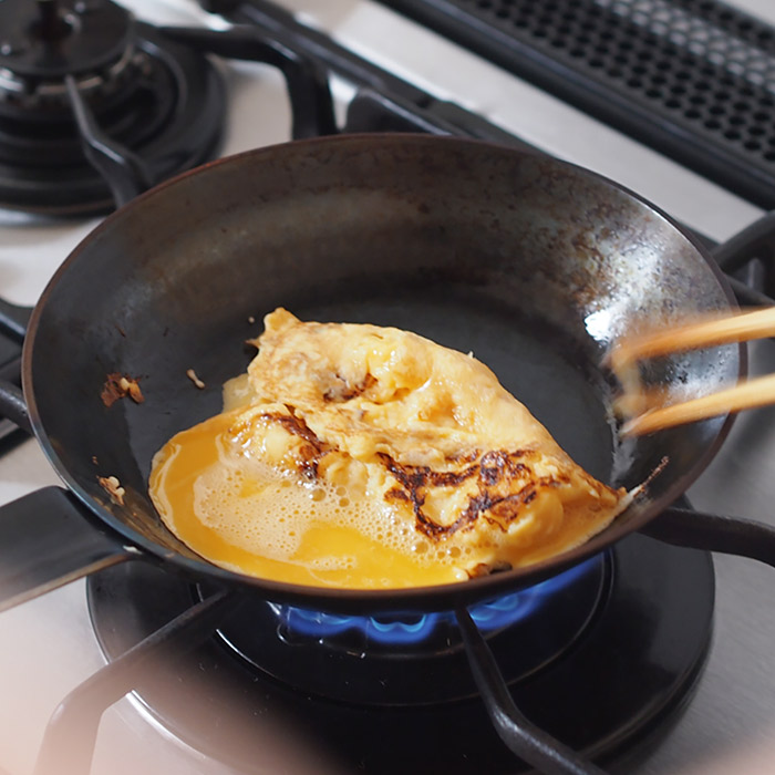 【いろはに千鳥でご紹介！】【公式】【プロキッチンオリジナル】山田工業所　鉄打出　ちょこっとフライパン　16cm（2.3mm）　/　PROKITCHEN