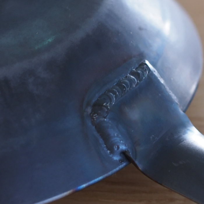 【いろはに千鳥でご紹介！】【公式】【プロキッチンオリジナル】山田工業所　鉄打出　ちょこっとフライパン　18cm（2.3mm）　/　PROKITCHEN