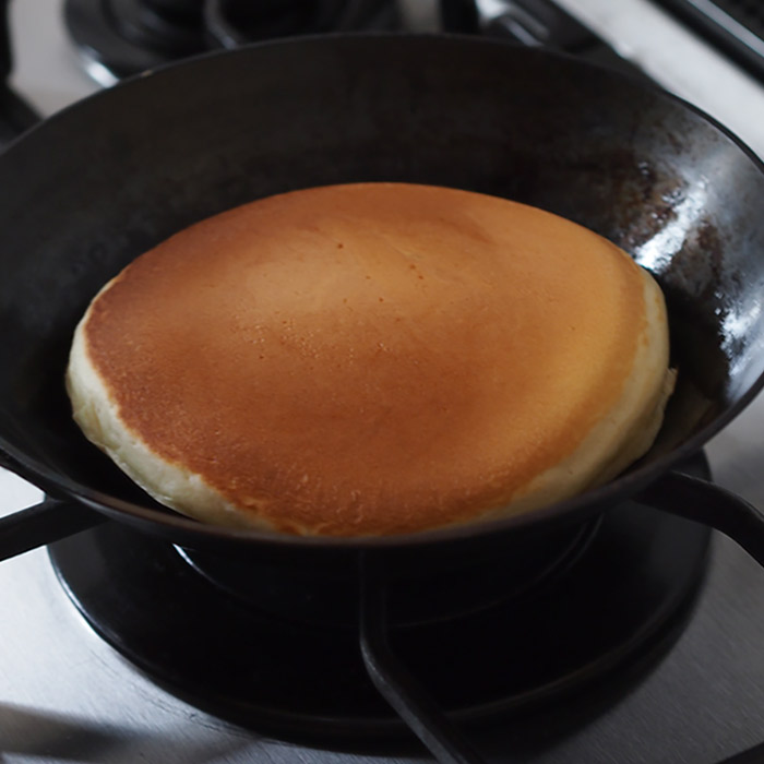 【いろはに千鳥でご紹介！】【公式】【プロキッチンオリジナル】山田工業所　鉄打出　ちょこっとフライパン　18cm（2.3mm）　/　PROKITCHEN