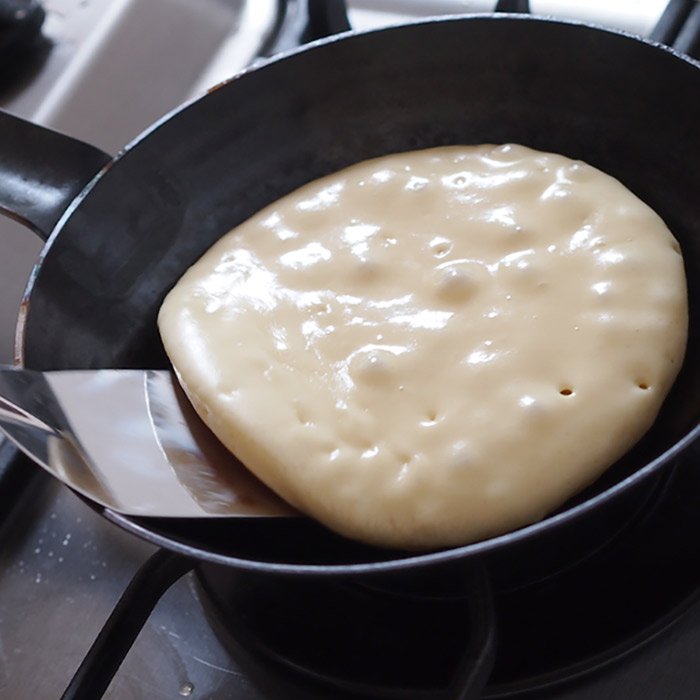 【いろはに千鳥でご紹介！】【公式】【プロキッチンオリジナル】山田工業所　鉄打出　ちょこっとフライパン　18cm（2.3mm）　/　PROKITCHEN