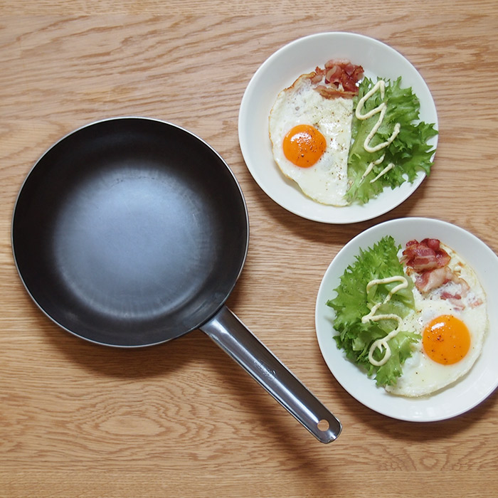 【公式】【プロキッチンオリジナル】山田工業所　鉄打出　ちょこっとフライパン　20cm（2.3mm）　/　PROKITCHEN【スタッフが選ぶ鉄フライパンおすすめ5選！】