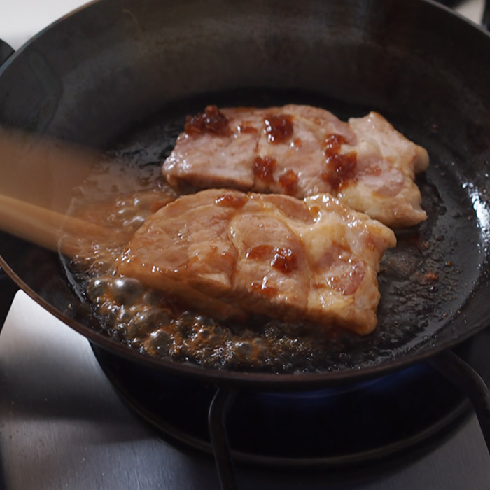 【公式】【プロキッチンオリジナル】山田工業所　鉄打出　ちょこっとフライパン　20cm（2.3mm）　/　PROKITCHEN【スタッフが選ぶ鉄フライパンおすすめ5選！】