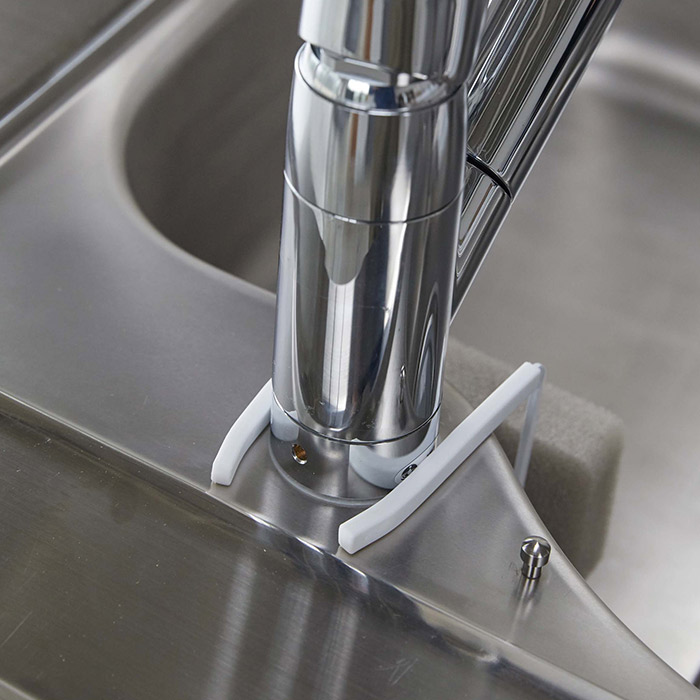 山崎実業　タワー　蛇口にかけるスポンジホルダー　ホワイト　/　tower　※